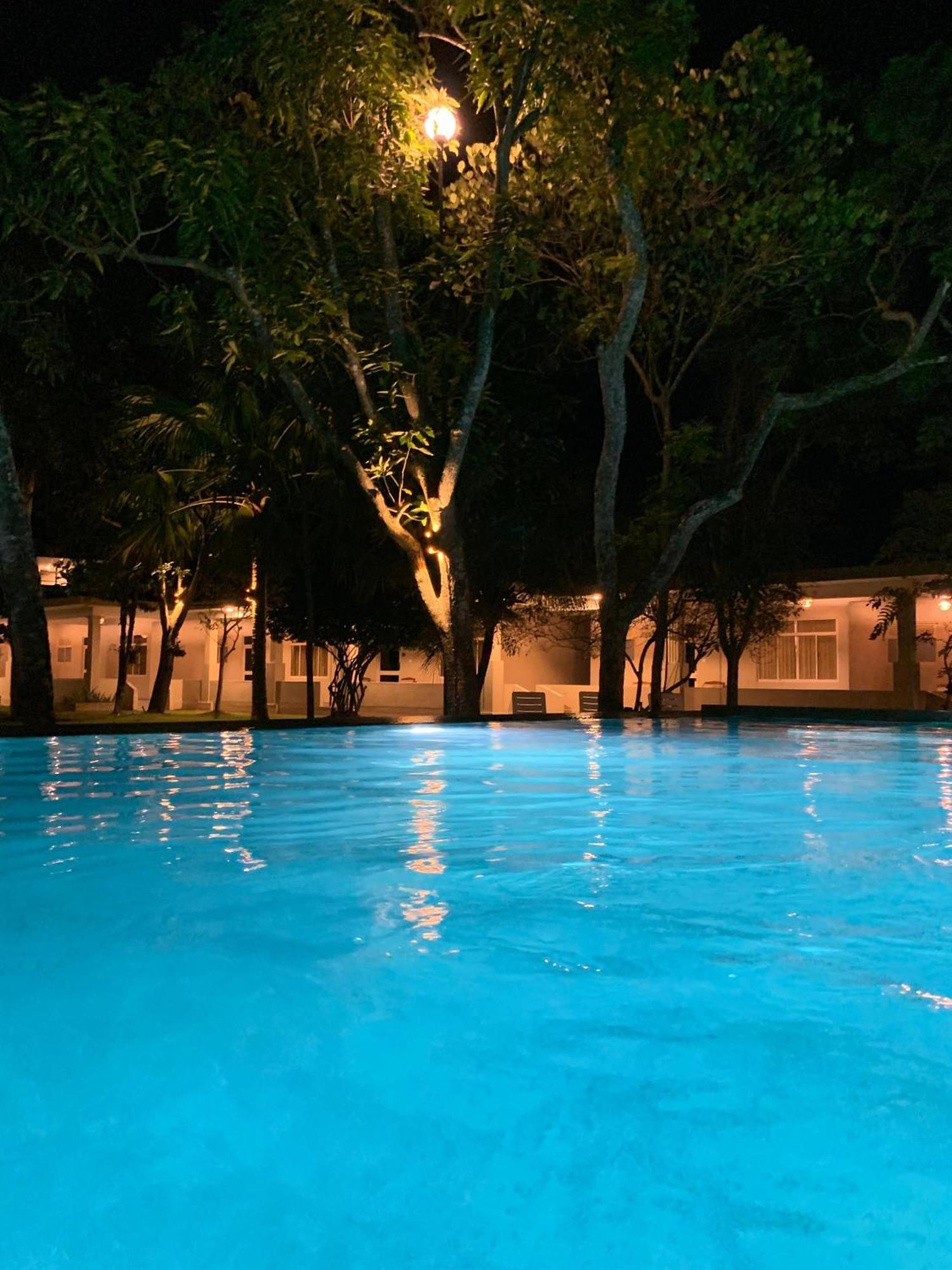 Paradise Bay Beruwala Exterior photo