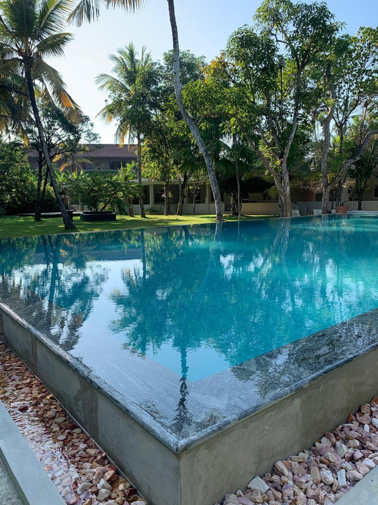 Paradise Bay Beruwala Exterior photo